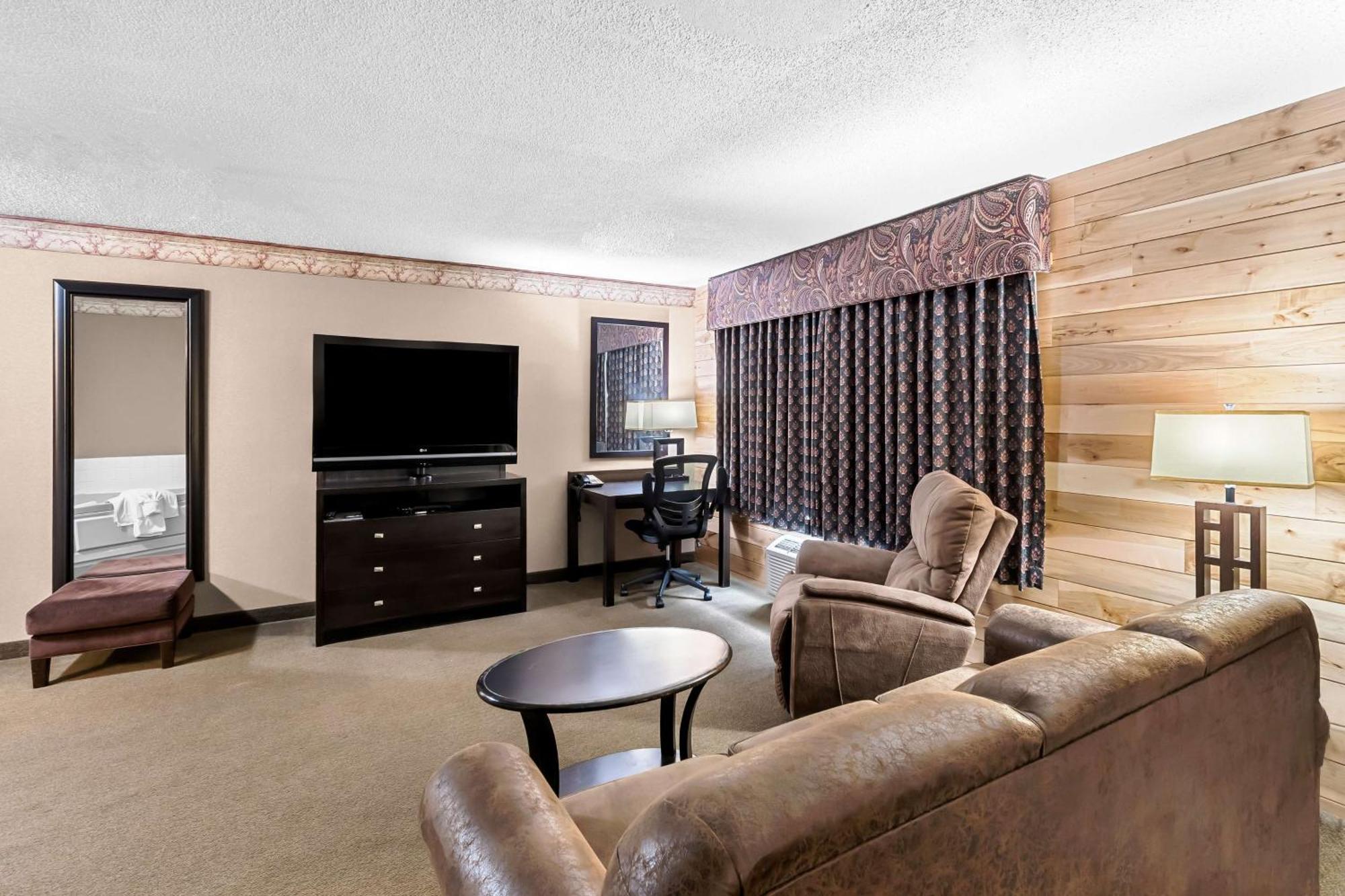 Heartland Inn & Suites, Surestay Collection By Best Western Park Rapids Kültér fotó