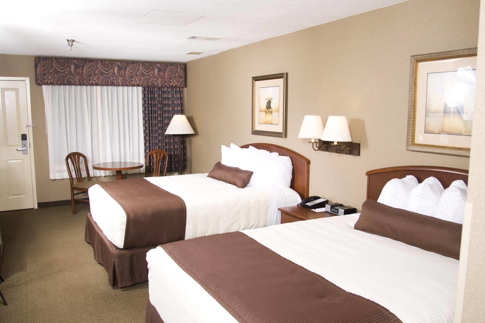 Heartland Inn & Suites, Surestay Collection By Best Western Park Rapids Kültér fotó